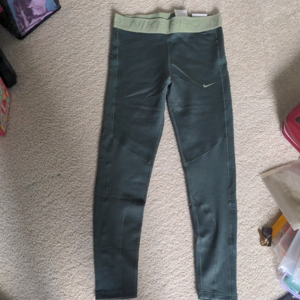 Nike Green Leggings for Active Comfort